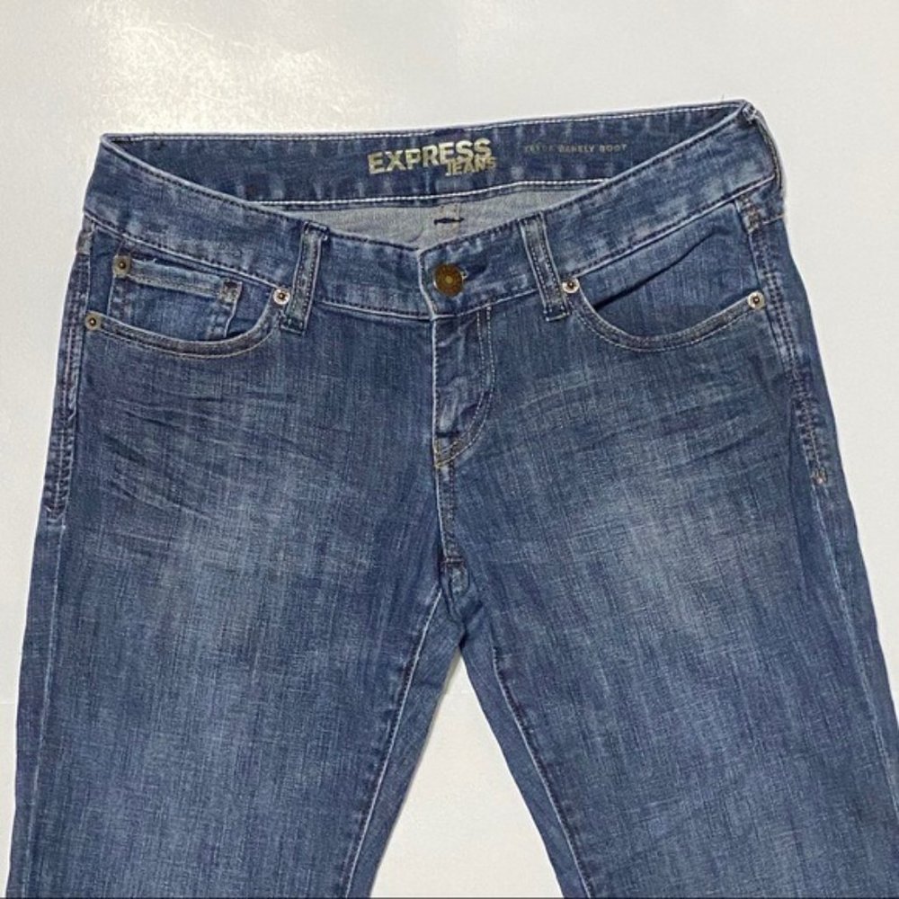 Express Zelda Barely Boot Jeans 6 - image 7